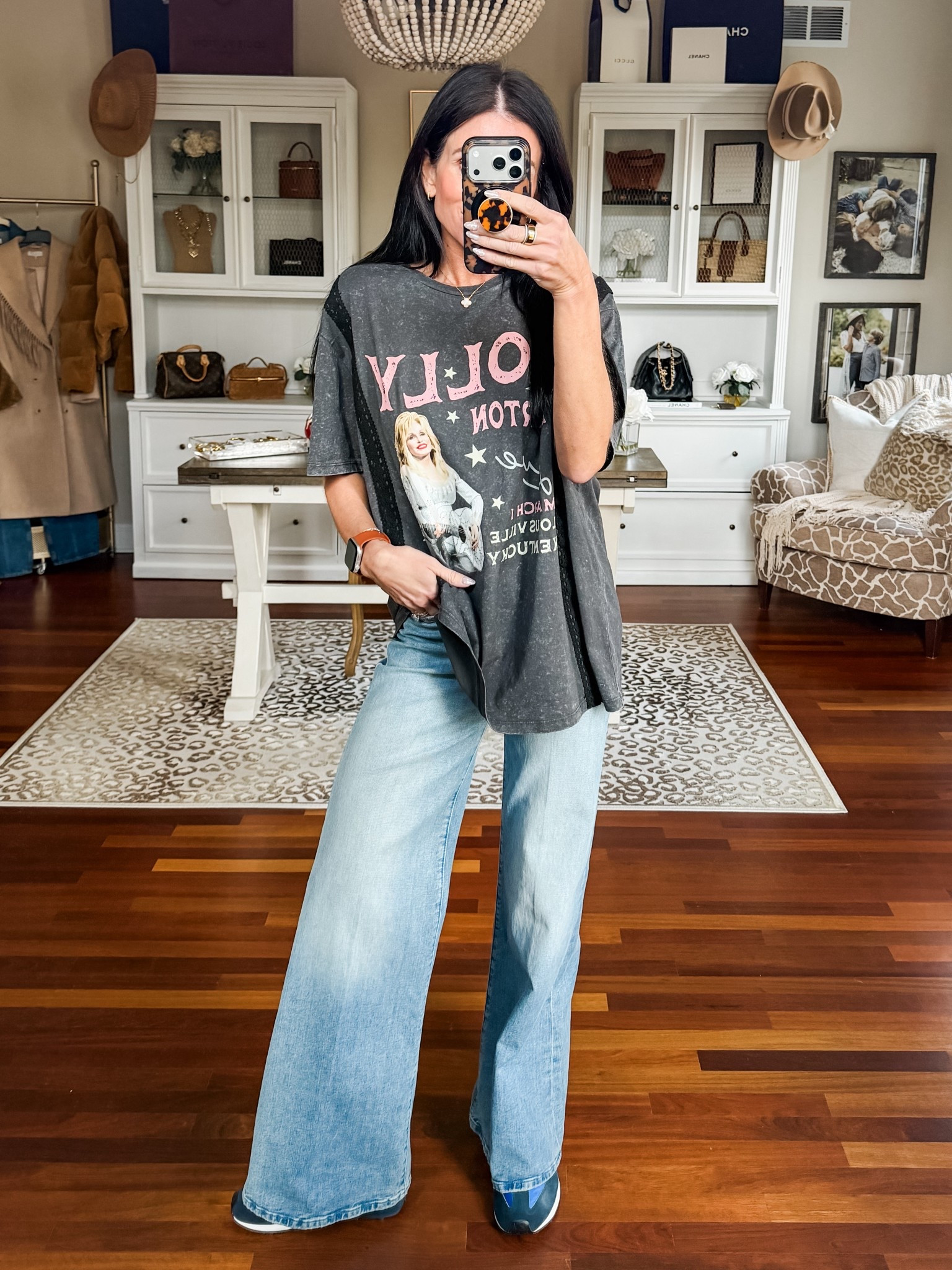 This dolly graphic tee is so cute! Sized up to a large
@Target 

#LTKootd #LTKFestival #LTKSpringSale