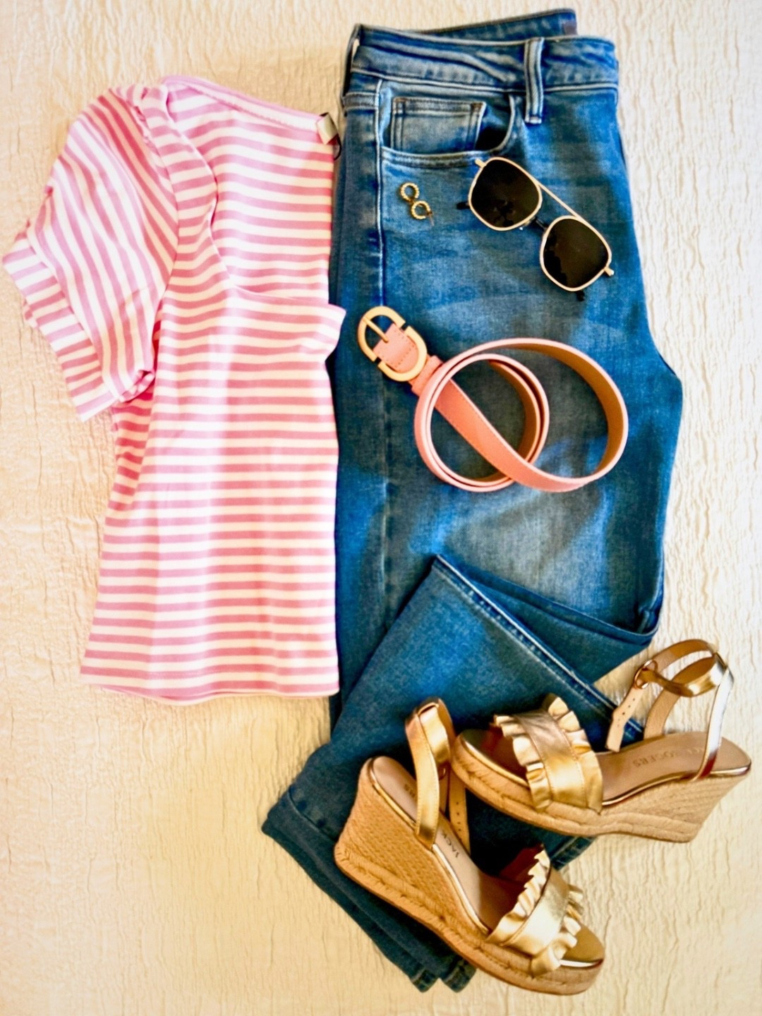 Avara just dropped their @nashvilletash spring collection today! This top is SO cute on. The sleeves are puffed, but there’s a little twist that makes them just perfect. 🩷

#LTKOver40 #LTKootd #LTKgrwm