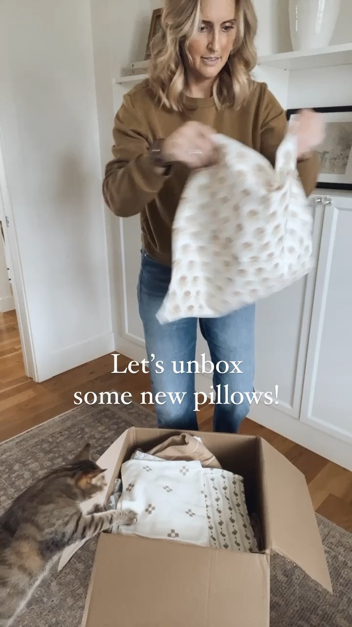 Throw pillows, home decor, living room decor, bedroom decor, decorative pillows 

#LTKhome #LTKunder50 #LTKFind