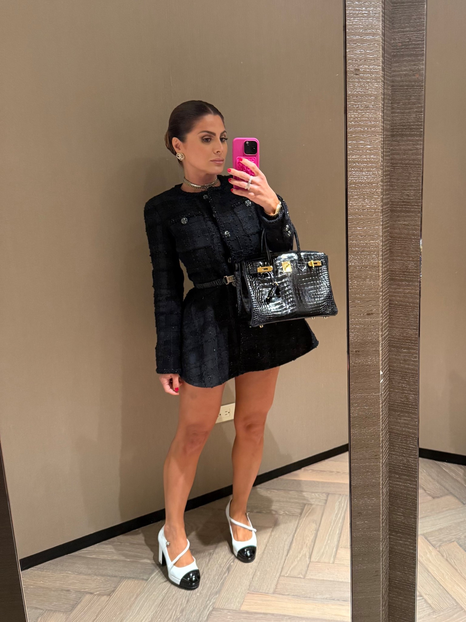 Chanel in black and white! Loving the shape of this jacket dress 🖤

#LTKStyleTip #LTKItBag #LTKShoeCrush