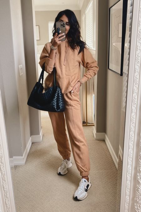 I love matching sets and this one from Amazon is so good! It’s fleece lined and available in multiple colors. Wearing the size XS joggers and sweatshirts, StylinByAylin 

#LTKstyletip #LTKfindsunder100