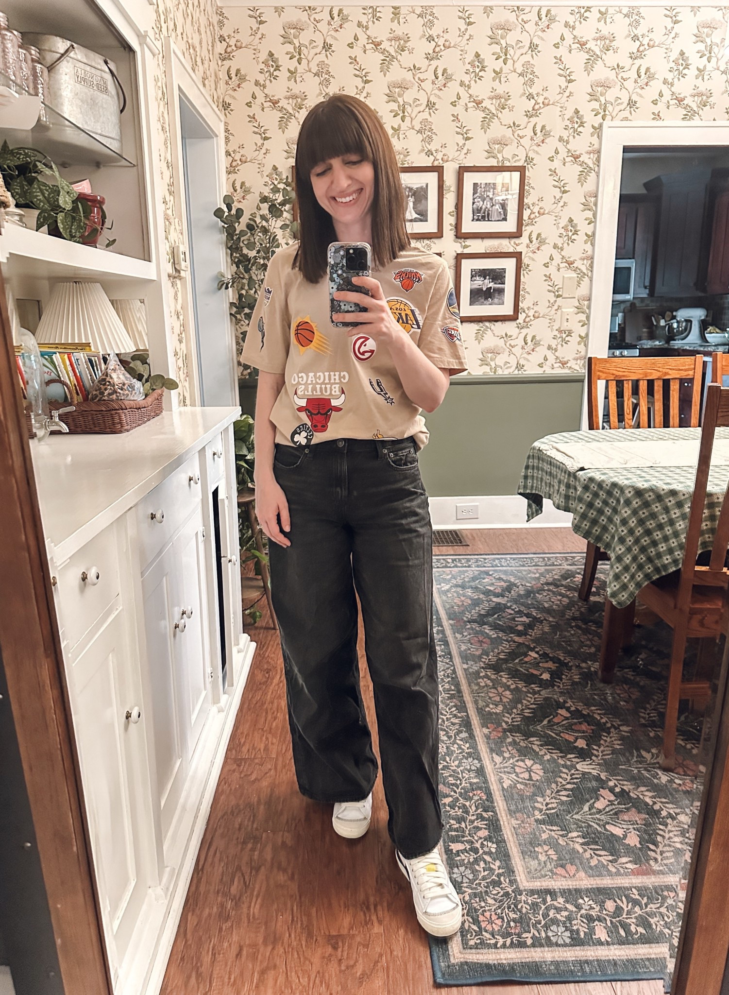 Who you got in the NBA playoffs?!



#LTKFindsUnder50 #LTKSeasonal #LTKSaleAlert