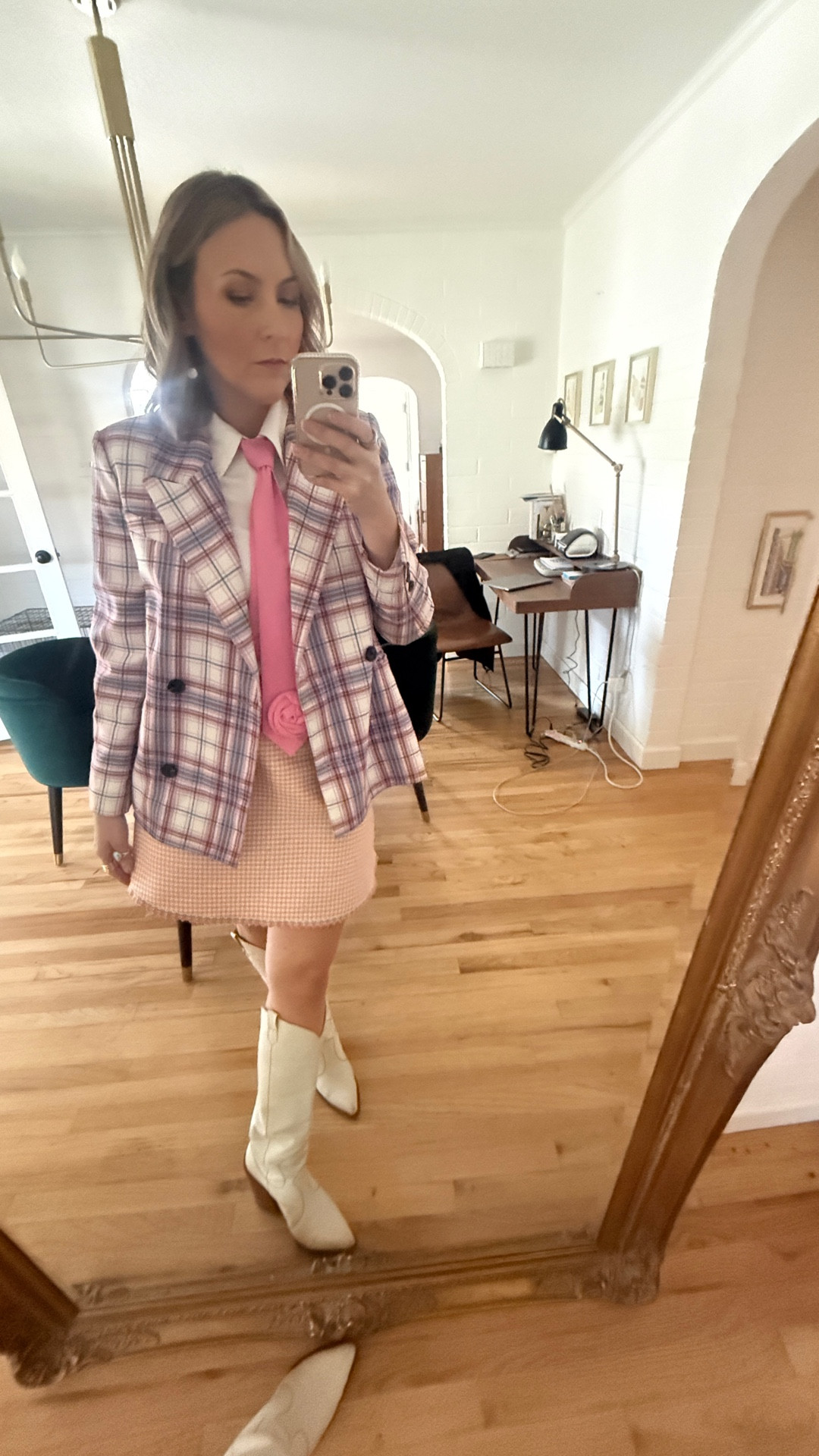 Mixing handmade with high street & small designers is kind of my love language 🤍
I made the mini skirt and the tie for this look—because sustainable fashion doesn’t have to mean boring, it just means being more thoughtful about what we wear and how it’s made.

Styled with a crisp button-up from Zara, a plaid blazer from Avec Les Filles, and finished off with accessories from small, independent designers like Dreambox that really make the outfit feel personal.

And because no outfit is complete without a scent moment, I finished it off with Chloé perfume—soft, feminine, and timeless (just like the vibe I’m always chasing).

I love building looks where every piece has a story—whether it’s something I made by hand or a find that earns its place in my closet.

Shop the similar vibes + pieces I’m wearing here ✨
#LTKstyle #SustainableStyle #SlowFashion #HandmadeWardrobe #StylistLife #MiniSkirtSeason #WomenOwnedBrands #ShopSmall #OOTD

#LTKMidsize #LTKgrwm