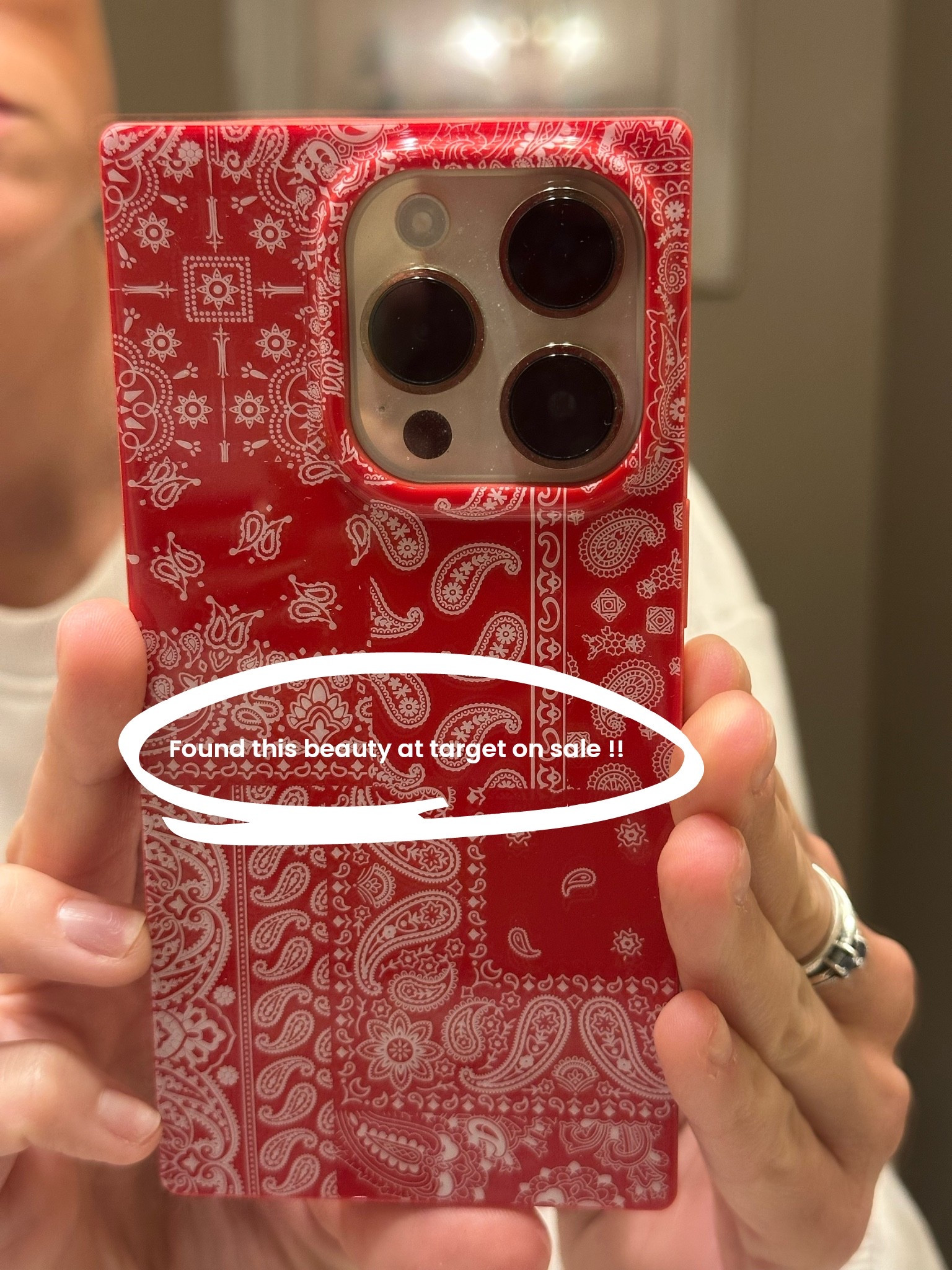 New paisley red phone case from @Target !! ♥️♥️

#phonecase #targetfinds

#LTKdayinmylife #LTKActive #LTKTravel