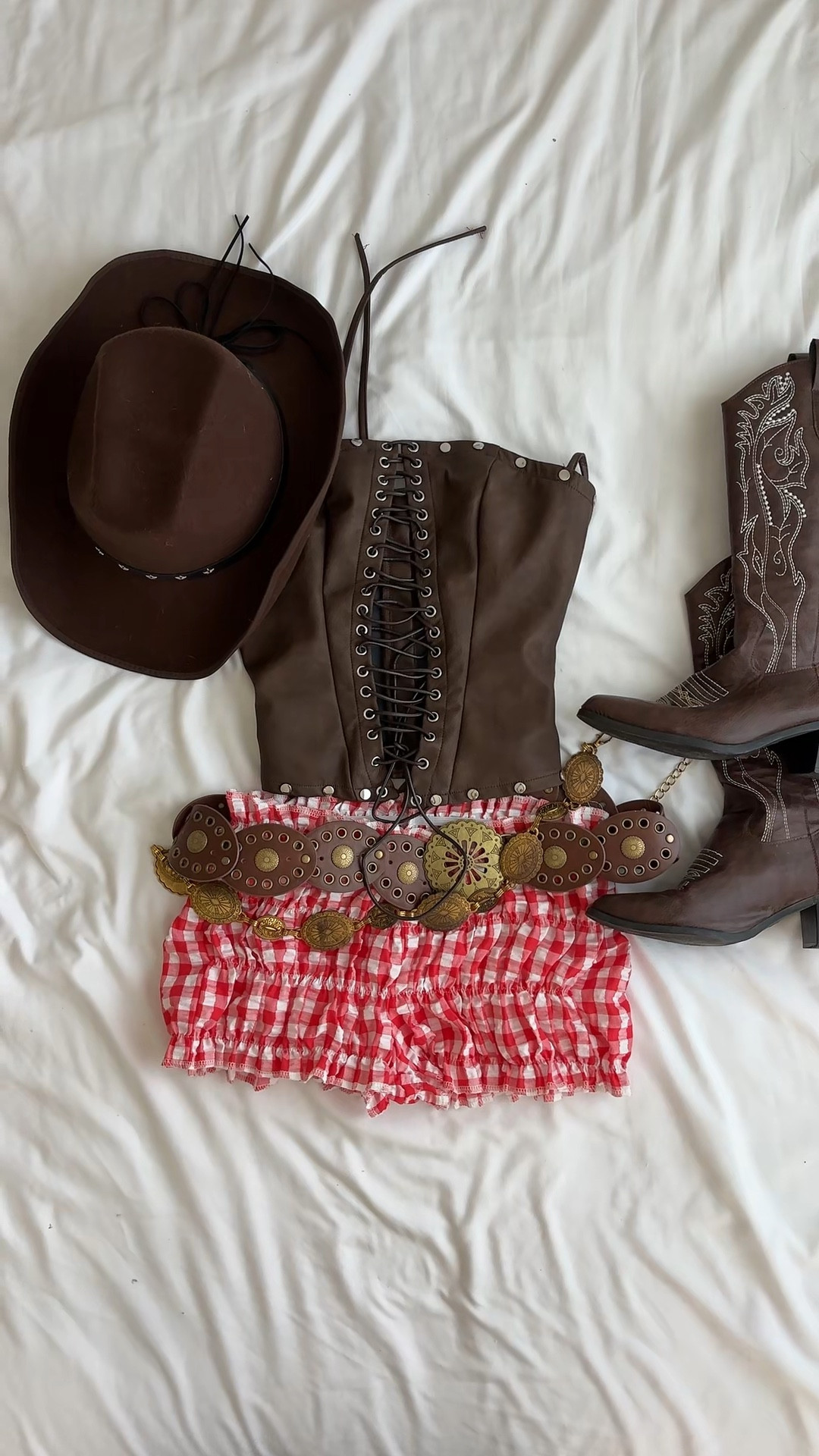 Cowgirl Halloween costume 2025 it girl, brunette costume last minute costume ideas costumes from your closet costumes with things you already own cowboy boots, cowgirl, hat, accessories

#LTKTall #LTKHalloween #LTKSeasonal