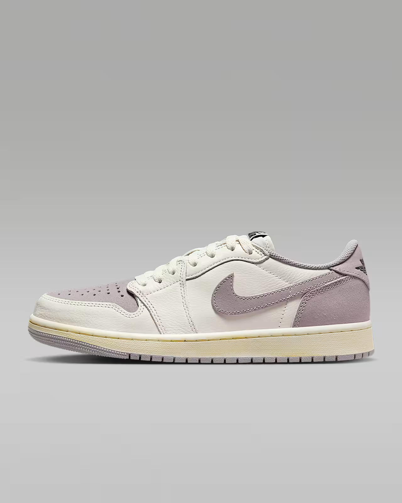 Air Jordan 1 Low OG Shoes. Nike.com | Nike (US)