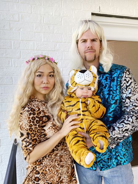 Tiger King Joe Exotic, Carole Baskin and Tiger Halloween Costume 

#LTKHalloween