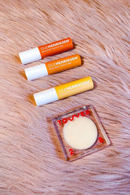 Summer is here and there is nothing like that newfound glow to your skin during the summer months Ole Henriksen as partnered with Tower28 Beauty to show off their multi-use products.

The Ole Henriksen Banana Bright + Color correcting Sticks and the Tower28 SuperDew Highlighter Balm will give you the perfect skin forward look for summer

#LTKstyletip #LTKbeauty