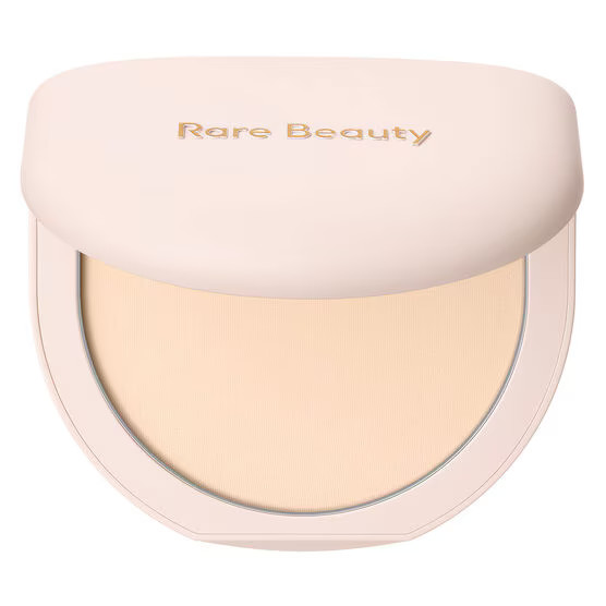 pó compacto rare beauty finalizador true to myself | Sephora (BR)
