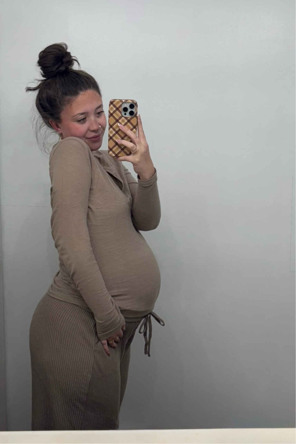 COZIEST & softest loungewear (and so stretchy for pregnant mamas like me ;) 

#LTKBump #LTKBeauty #LTKSaleAlert