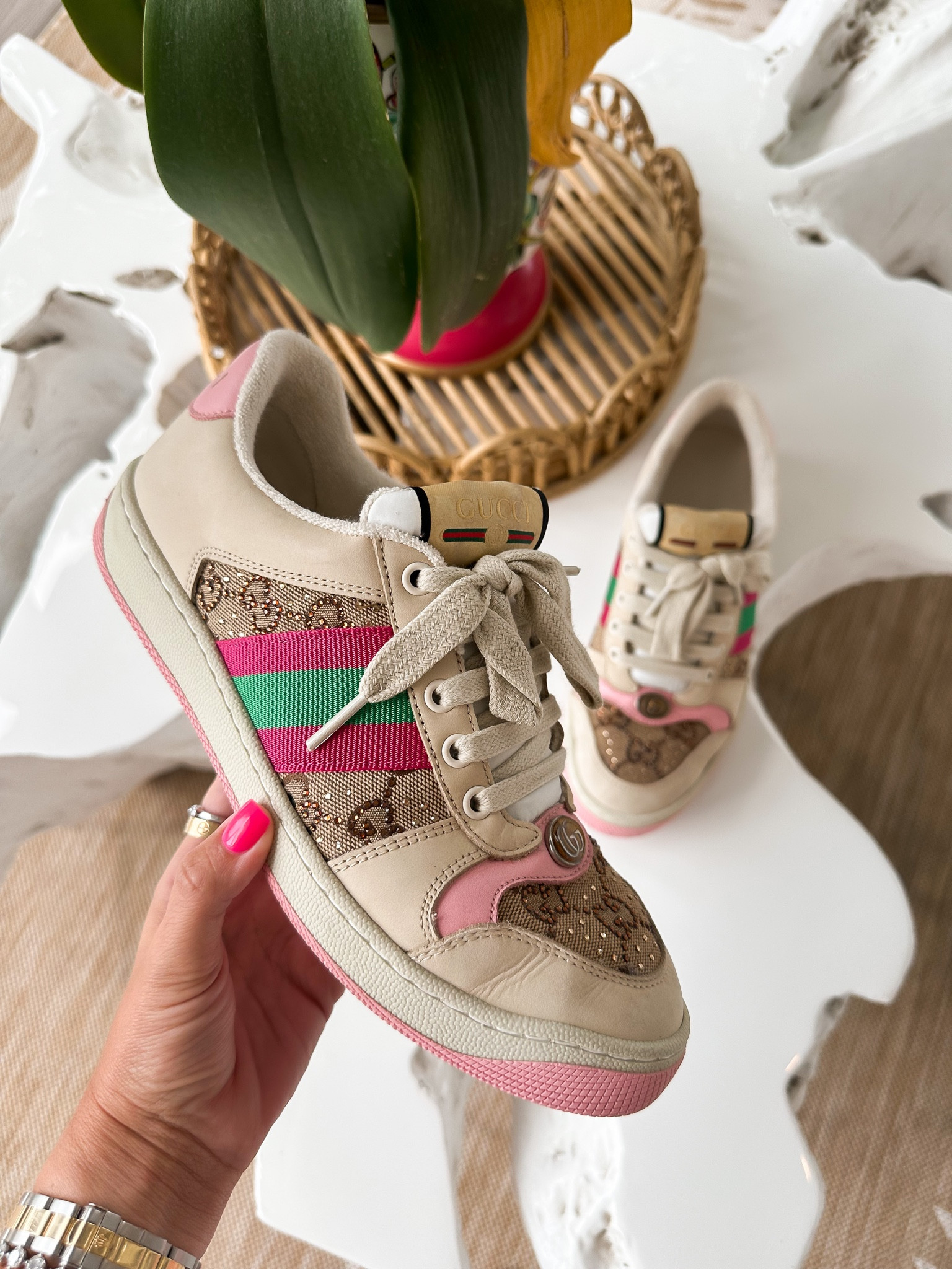 Gucci sneakers outfit ideas for girls on