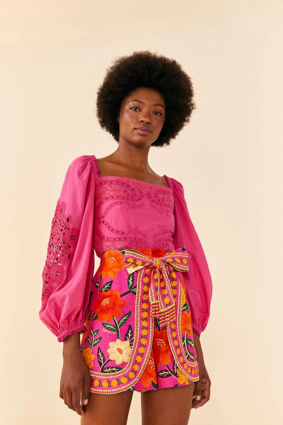 Pink Flower Tapestry Shorts | FarmRio