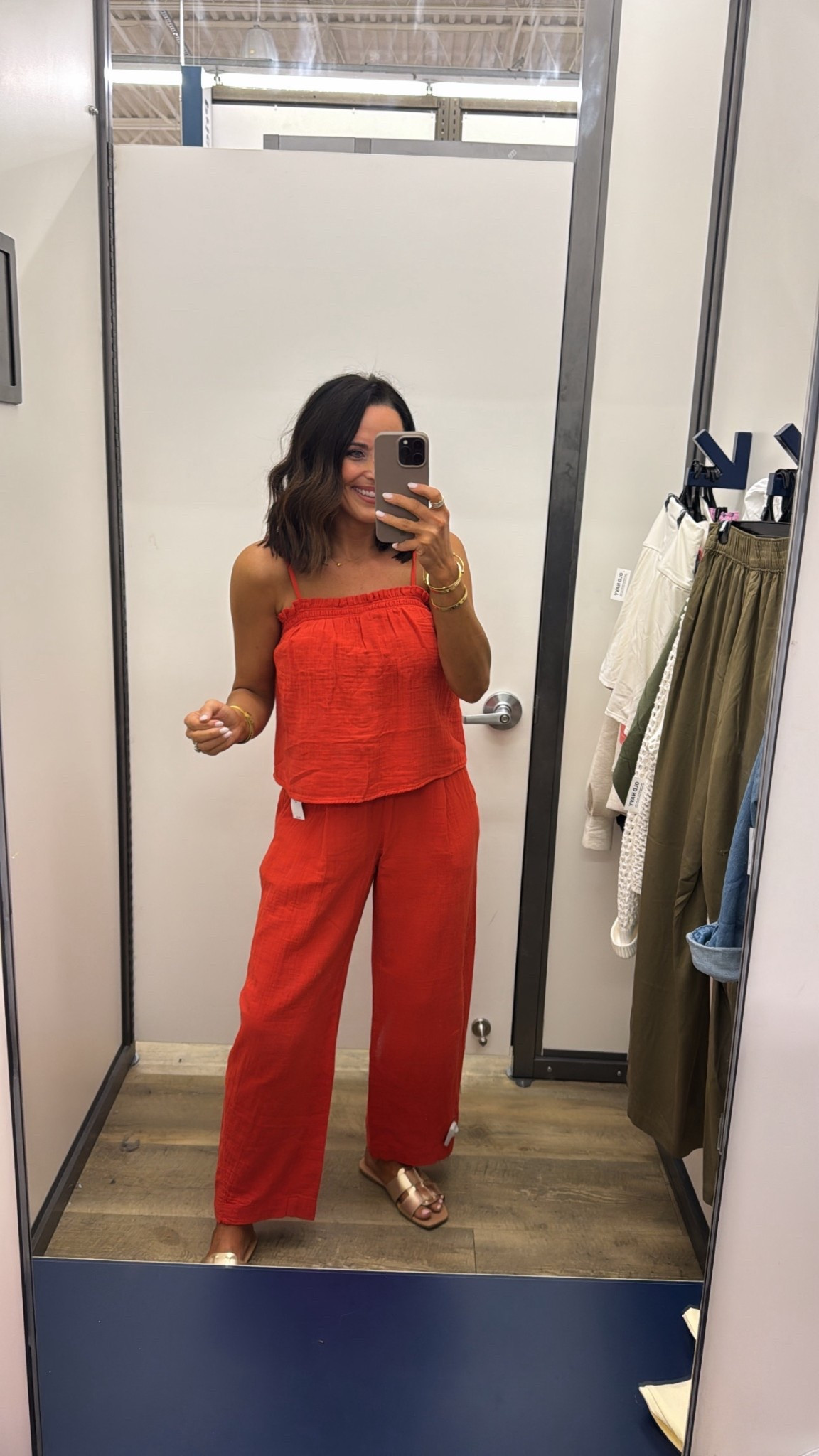 Such a pretty red linen blend set ❤️ The top is super stretchy and the pants are lightweight and flowy — perfect for spring and summer. Easy to dress up with sandals or wear casual. Wearing a size small.

#linenstyle #matchingset #springoutfit #summerstyle #ltkstyle #ltkfinds #ltkfashion #affordablefashion #casualstyle #everydayoutfit #springfashion #styleinspo

#LTKPetite #LTKmomlife
