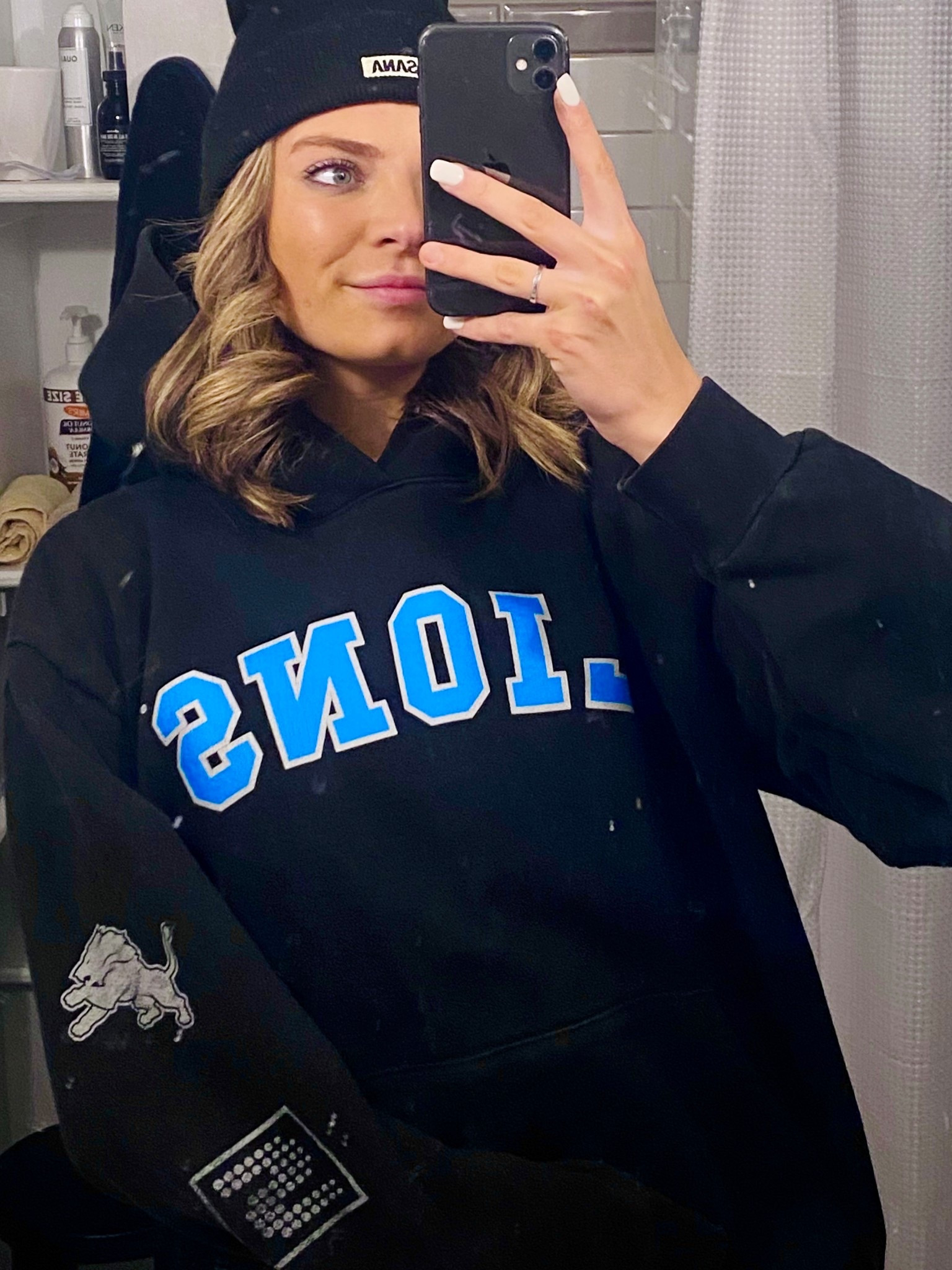 ‘Fit for a Lion ~ 

Looking for something to get that Detroit Lion’s fan this Christmas? Abercrombie is ACTUALLY the best place to shop for the coolest gear that won’t break the bank. And right now, you can get an extra 40-60% off everything on their website! 
Grab them quick because they tend to sell out fast….👀 






#abercrombie #cybermonday #blackfriday #nfl #detroitlions #forhim 

#LTKCyberWeek #LTKMens #LTKGiftGuide