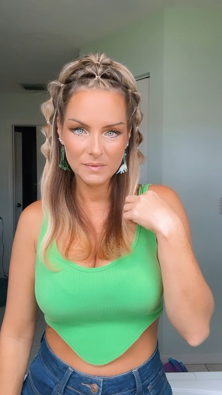 Bubble braids and triangle tops 💚🦖 triangle crop top. Green tops. Jean outfit. Dinosaur 🦖 casual outfit. Fun looks. 

#LTKVideo #LTKbeauty #LTKstyletip