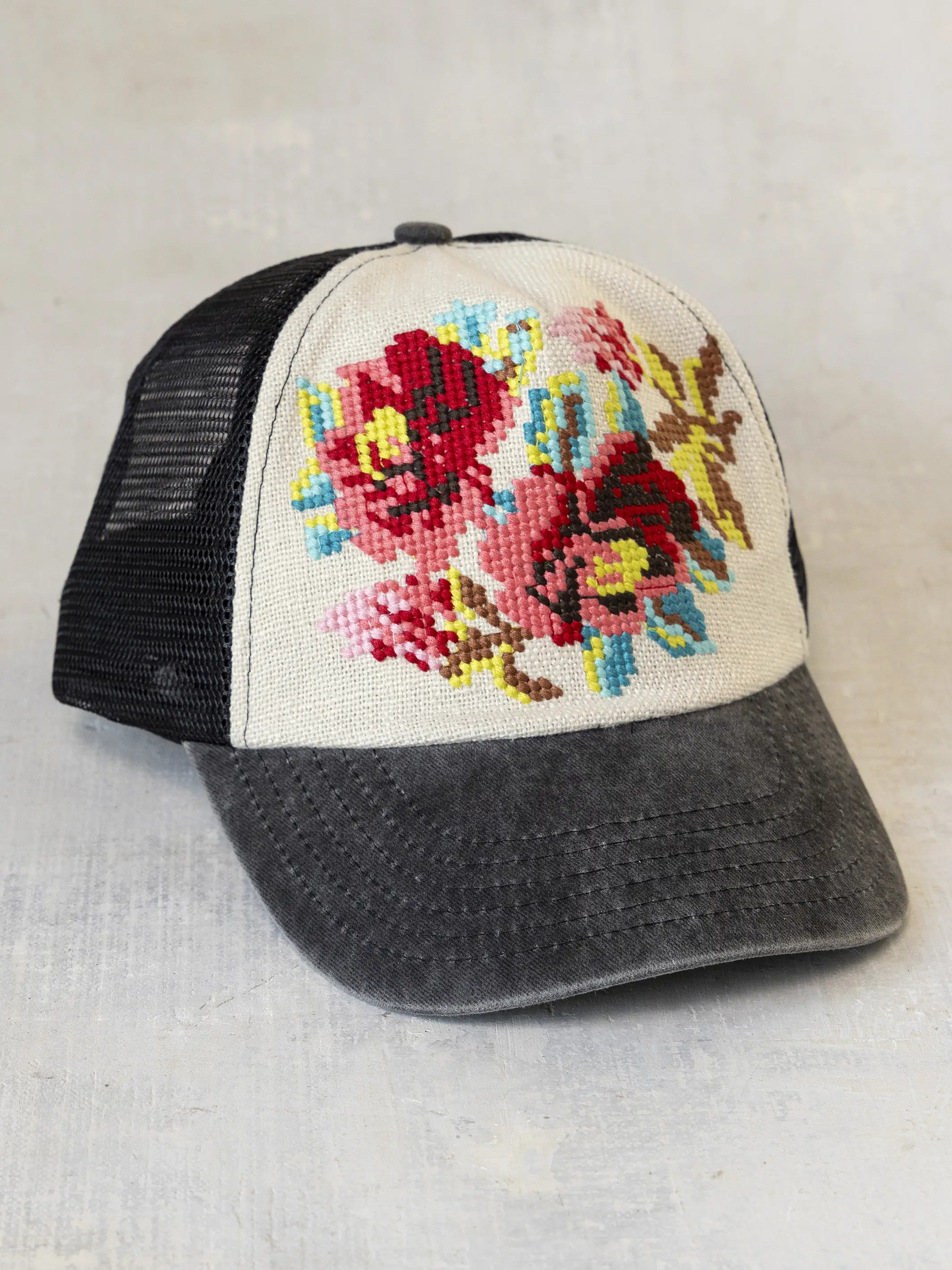Needlepoint Trucker Hat - Flower | Natural Life