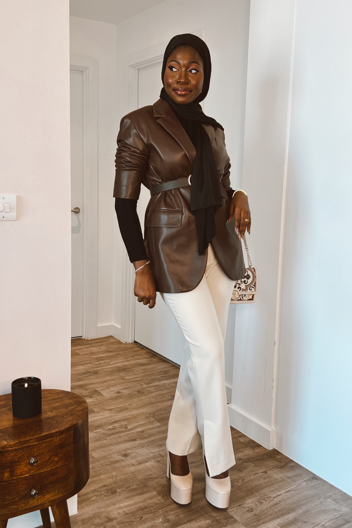Autumn outfits , fall fashion, autumn fashion, modest outfits, pots fashion, brown jacket, cream pants , cream trouser, brown leather jacket , cream heel

#LTKeurope #LTKstyletip