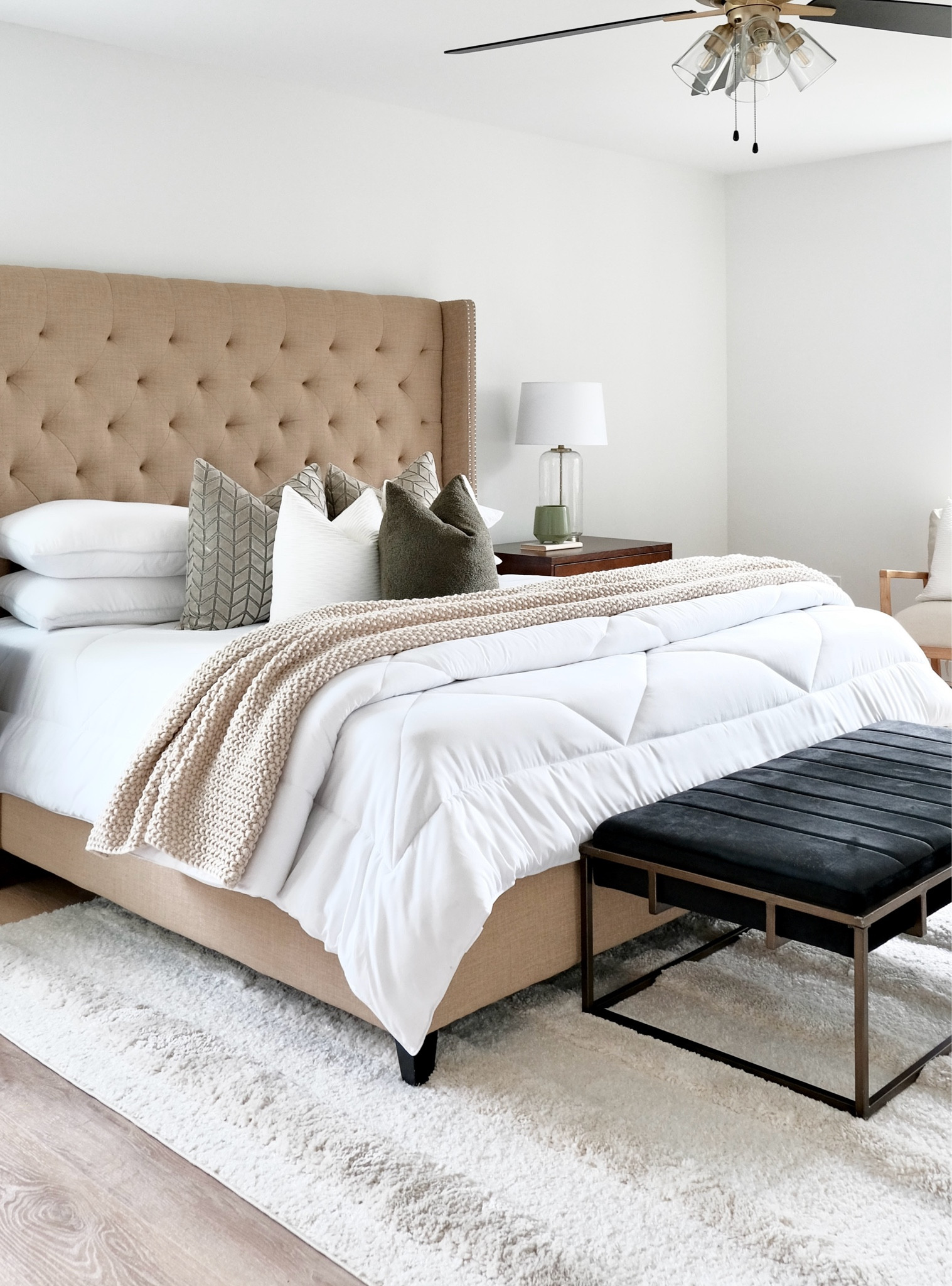 ✨TARGET SALE FIND✨

Favorite chunky knit throw blanket 🤍

#LTKSaleAlert #LTKHome