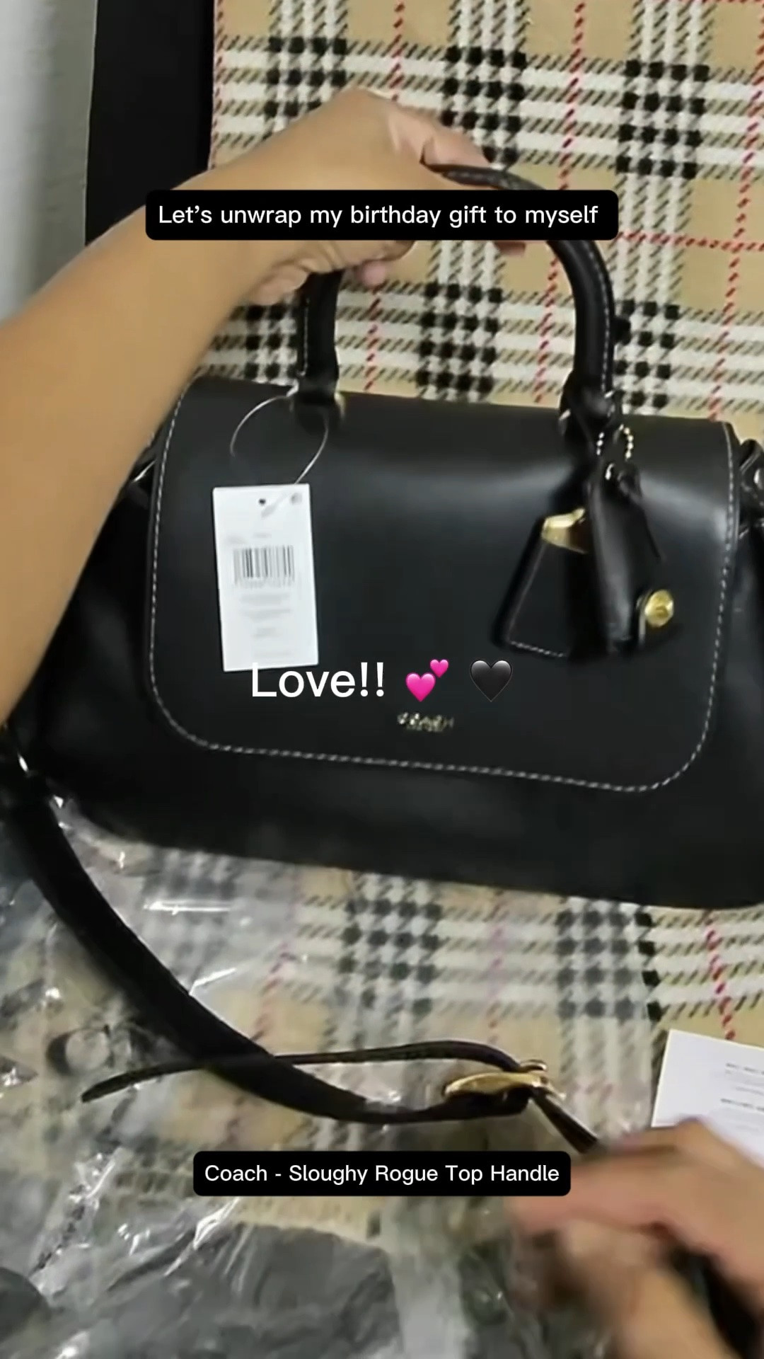 I had been on the hunt for the perfect black everyday bag… something timeless, chic, functional, and with a classic top handle moment. The second I saw her, I knew. 🖤

I searched high and low to finally track this bag down, and honestly… it was worth every bit of the hunt. My little birthday gift to myself because sometimes you deserve to celebrate YOU too.

This is your sign to stop waiting for a “special occasion” and do something just for yourself sometimes. ✨

#BlackBag #LuxuryStyle #CoachBag #EverydayLuxury #BirthdayGiftToMyself #LTKStyle

#LTKselfcare