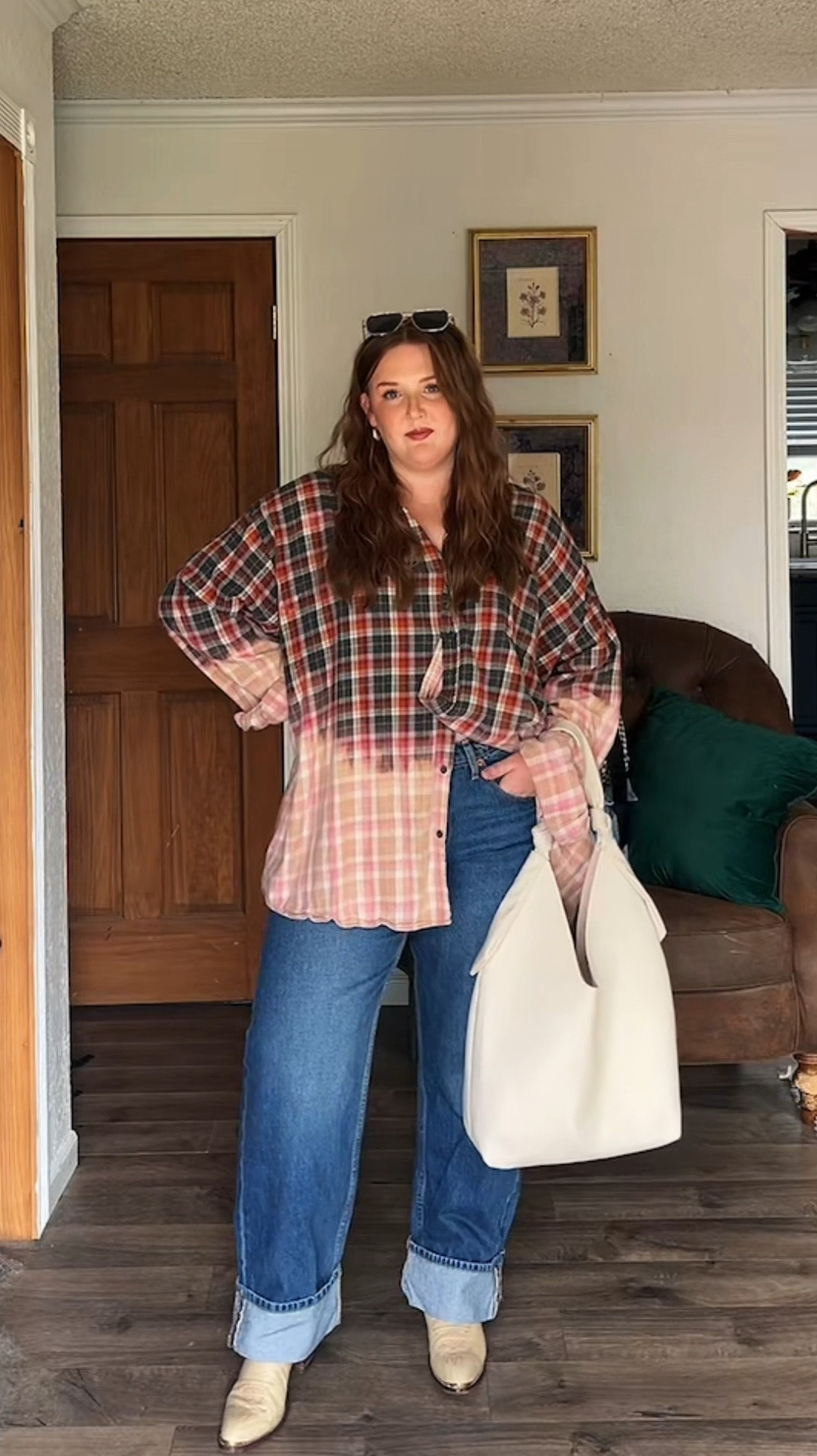 Dare I say I love mid rise jeans?! 

#LTKPlusSize #LTKStyleTip #LTKMidsize
