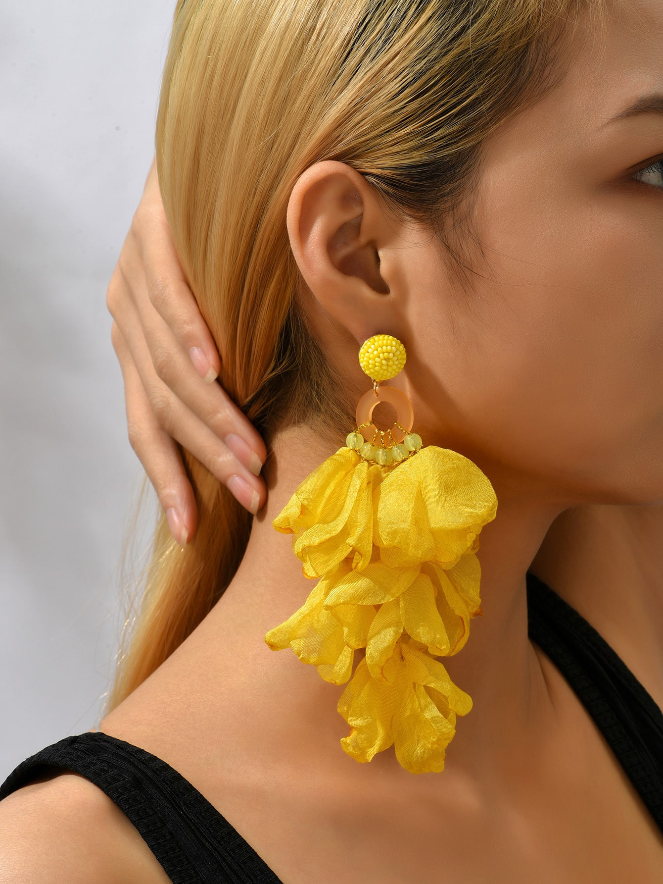 1pair Long Yellow Organza Petal Pendant Earrings | SHEIN