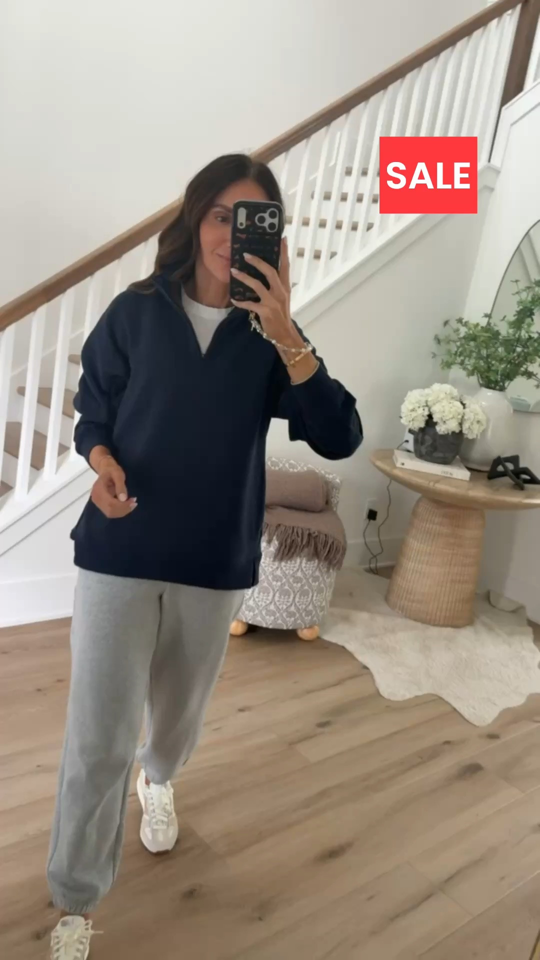 Athleta 30% off everything.
Sweatshirt size XS, joggers size XS.

#LTKSaleAlert #LTKOver40