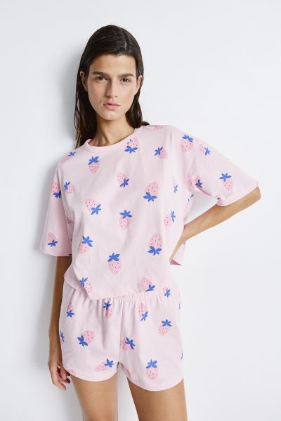 Pyjama T-shirt and shorts - Light pink/Strawberries - Ladies | H&M GB | H&M (UK, MY, IN, SG, PH, TW, HK)