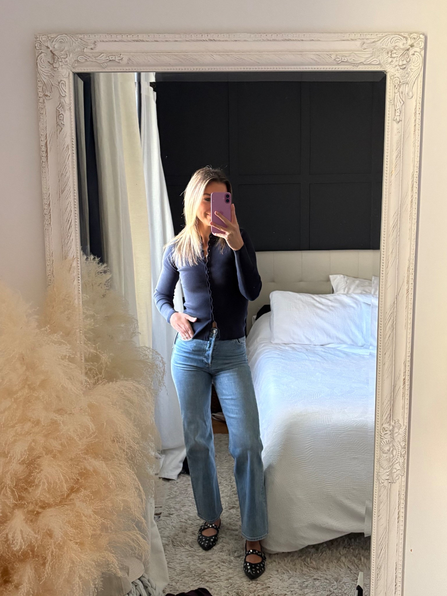 Been eyeing this cardigan for a while and it was such a good purchase! Has lots of stretch and is very soft. Also comes in a few colours. Wearing XS top and 24 bottom! 

#LTKstyletip #LTKcanada #LTKjeans