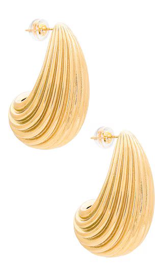 Ribbed Hoop Earring in Gold | Revolve Clothing (Global)