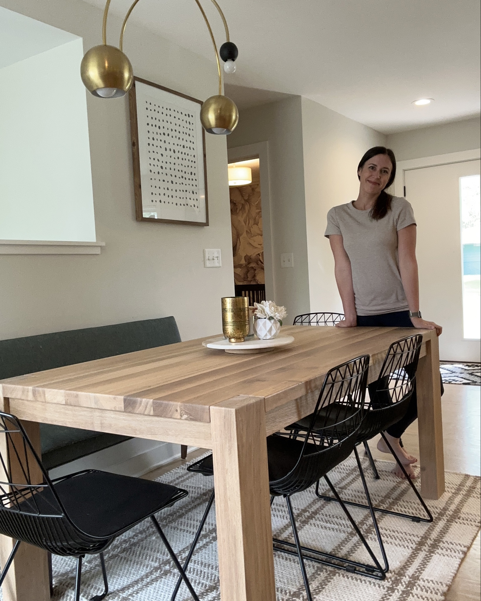 Much needed kitchen table makeover! Thanks to the @crateandbarrel credit card, I earn 10% back in Reward Dollars* every day on purchases at Crate & Barrel, Crate & Kids, and CB2 #CrateandBarrel #CratePartner 