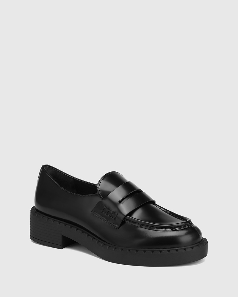Cambridge Black Leather Flat Loafer | Wittner