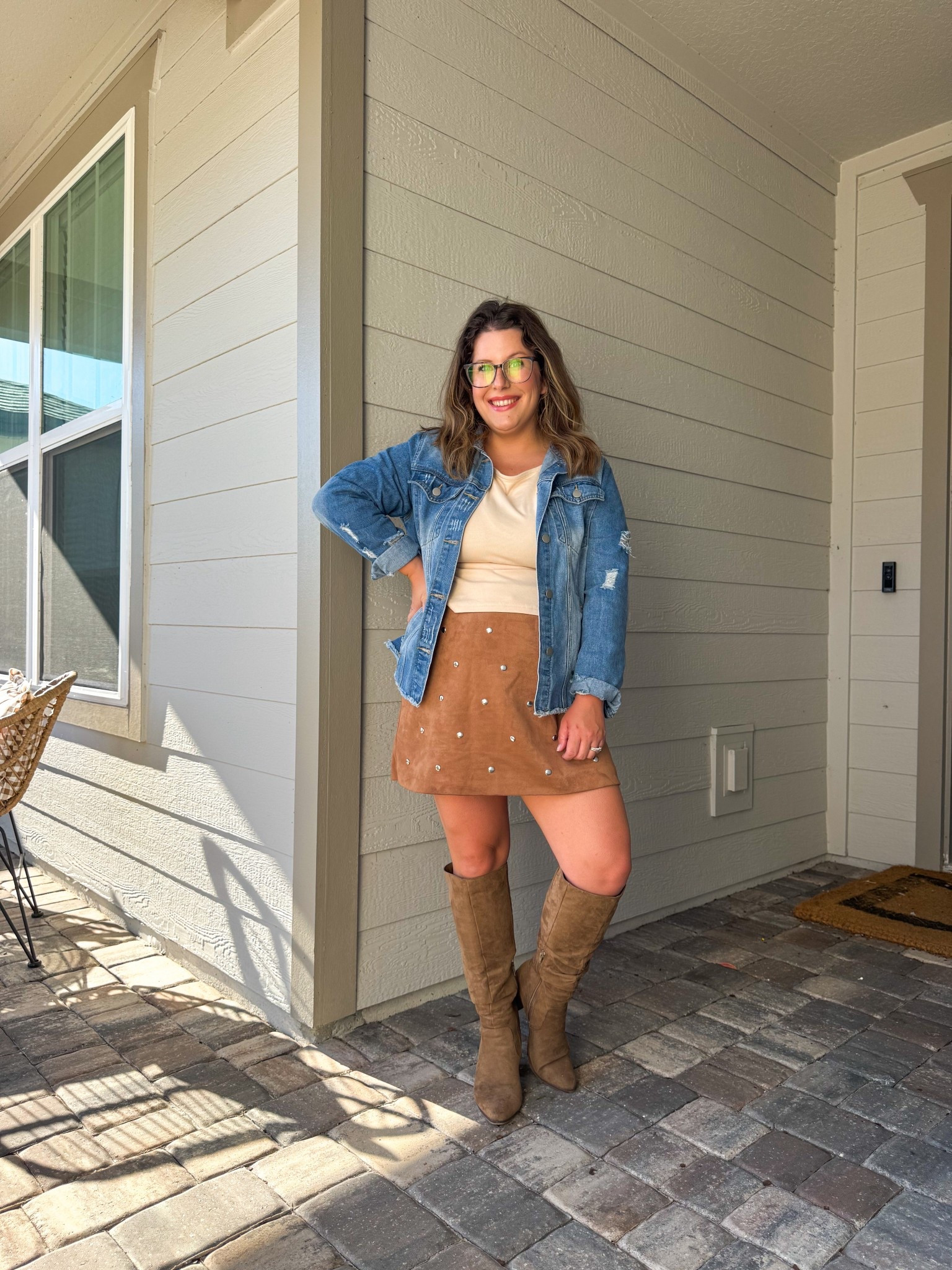 OUTFITS I’D WEAR ON THANKSGIVING AS A MOM OF TWO 🤎✨

Thanksgiving outfit, Thanksgiving ootd, mom outfit, mom style, mom ootd, denim jacket, corduroy skirt, boot season, target style, target finds, Amazon style, Amazon fashion, fall ootd



#LTKootd #LTKMidsize #LTKSeasonal