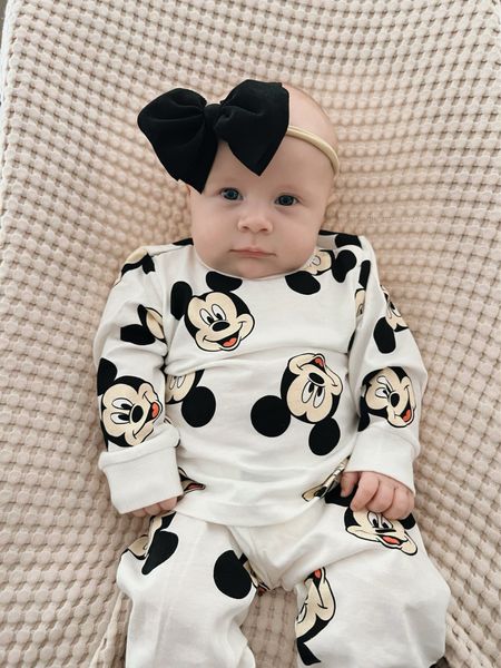 Disney baby girl outfit 

#LTKbump #LTKfamily #LTKbaby