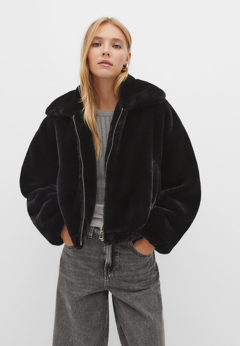 Soft faux fur jacket | Stradivarius (UK)