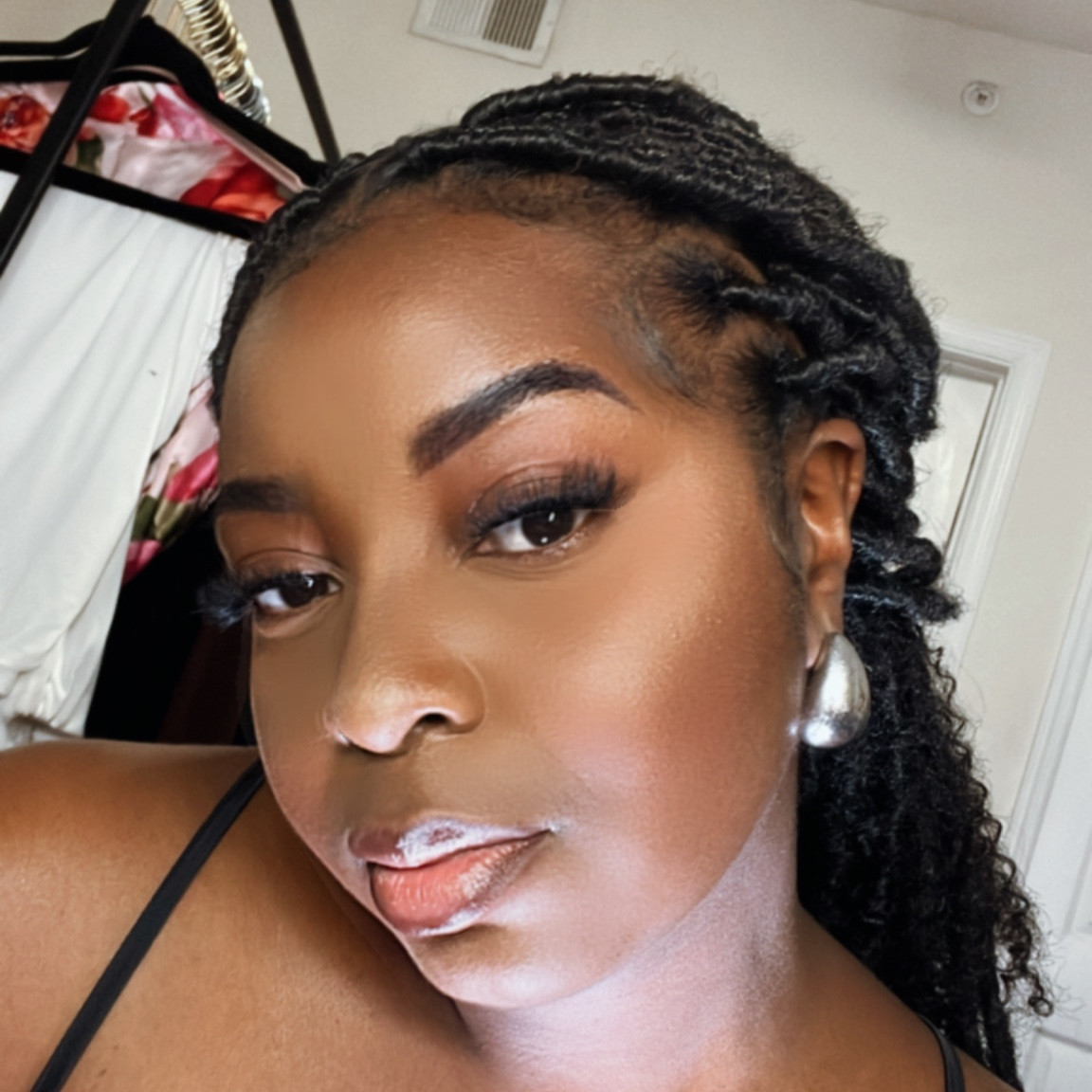 Love a good staple earring ⭐️ Under $5 ! 

#LTKstyletip #LTKsalealert #LTKfindsunder50