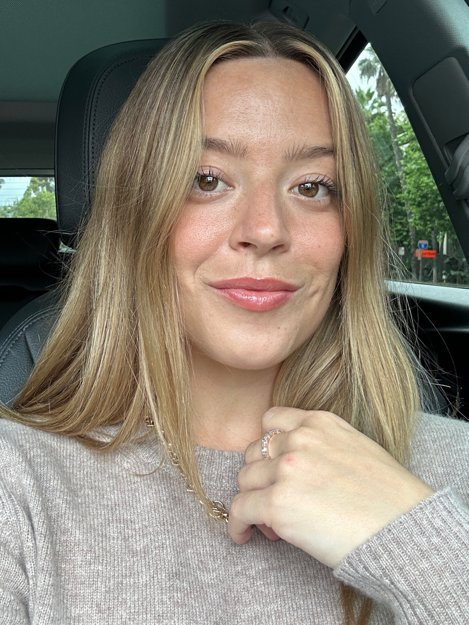 Little known to me and maybe some of you. Reformation makes fantastic light weight cashmere. And at a decent price. Linked my cashmere crew neck and a couple other’s from the brand I’m loving.

#LTKfit #LTKstyletip #LTKFind