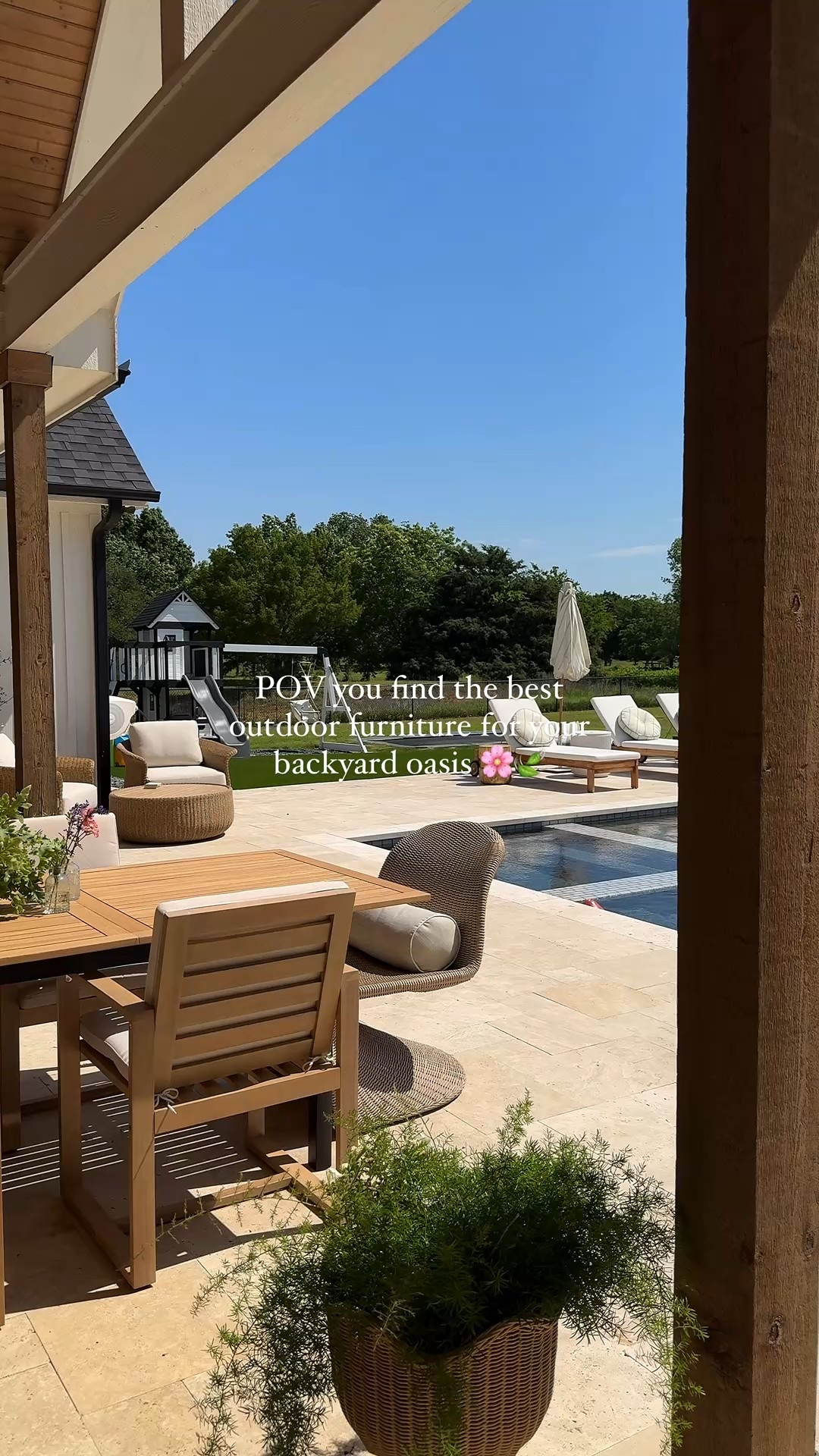 Our outdoor space has become one of my favorite spots lately, and it’s all thanks to these beautiful pieces from @allmodern — ☀️🌸🫶🏼
Their furniture combines clean lines, comfort, and durability—perfect for everyday living and hosting outside. Loving how everything came together. #AllModernPartner #OutdoorLiving #ModernMadeSimple