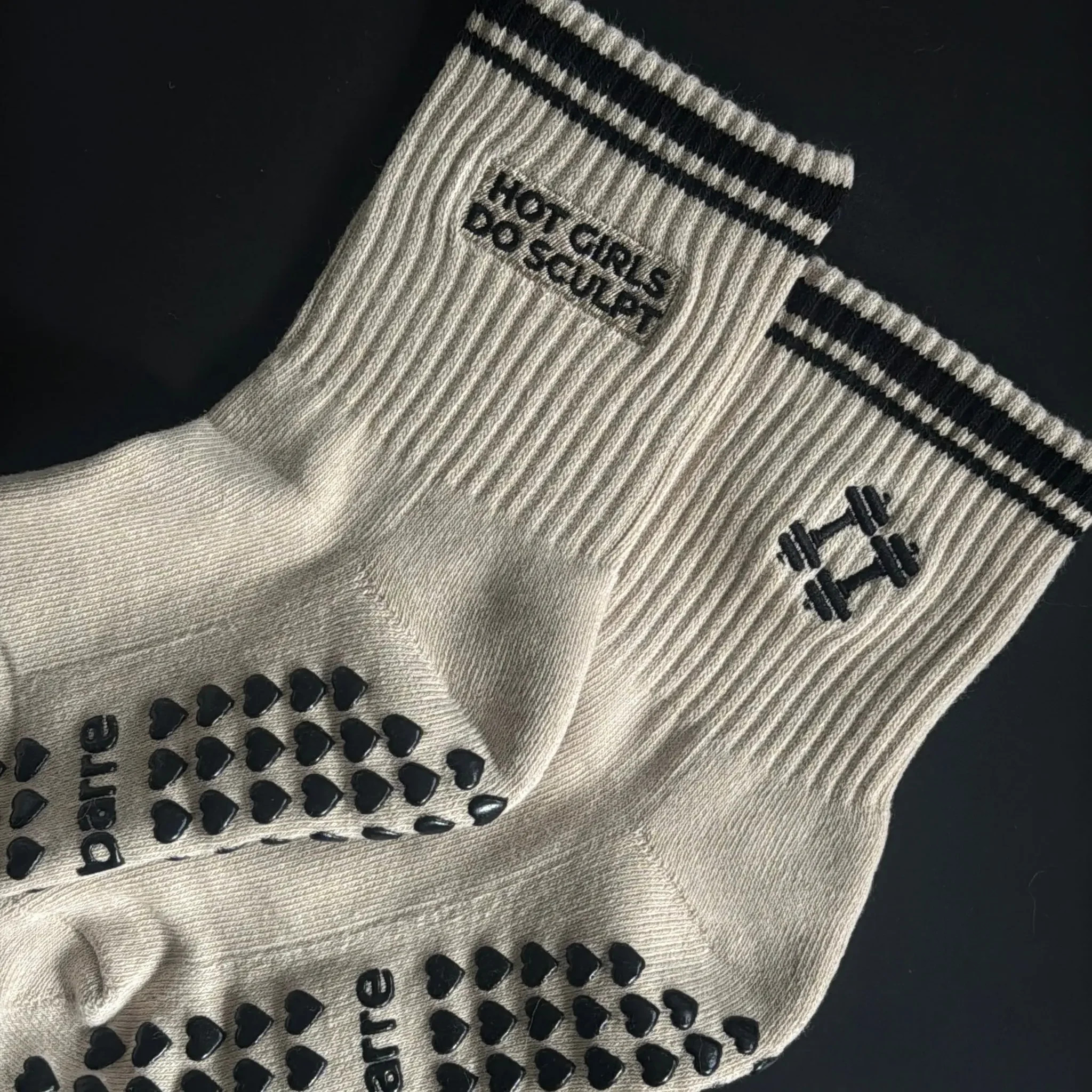 Hot Girls Do Sculpt Grip Socks - KELBI MUELLER X PILA | Pila-Barre