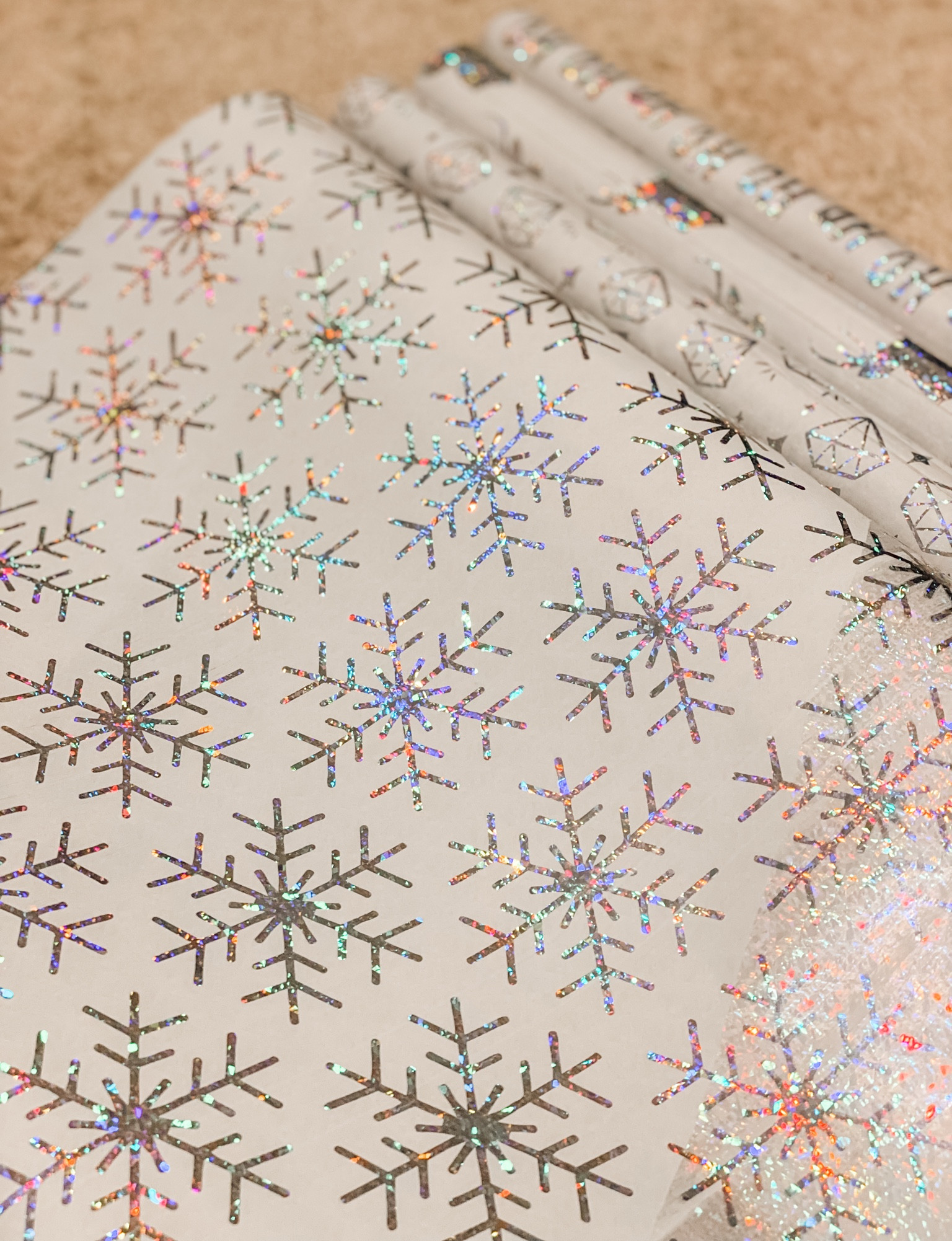 White & Silver Wrapping Paper

#LTKHoliday #LTKGiftGuide #LTKSeasonal