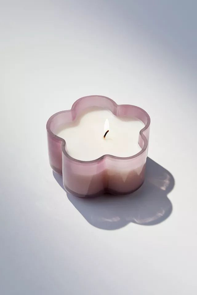 Daisy Glass Candle | Urban Outfitters (US and RoW)