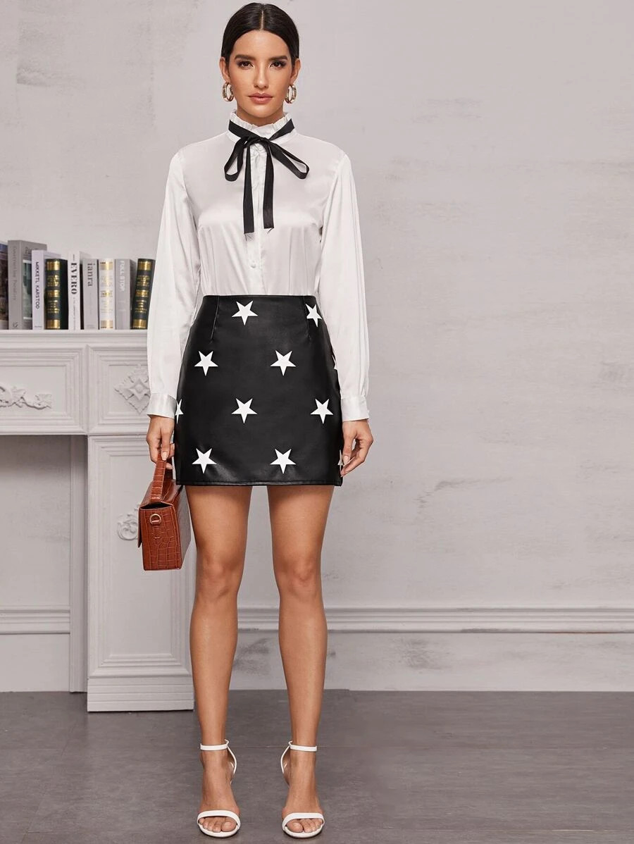 Star Print Faux Leather Mini Skirt | SHEIN