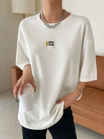 DAZY Camiseta de hombros caídos con slogan con parche | SHEIN