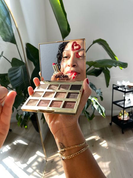 My most favorite tarte eyeshadow palette. I use it everyday, you can see which color I reach for the most! 


#LTKbeauty #LTKstyletip #LTKfindsunder50