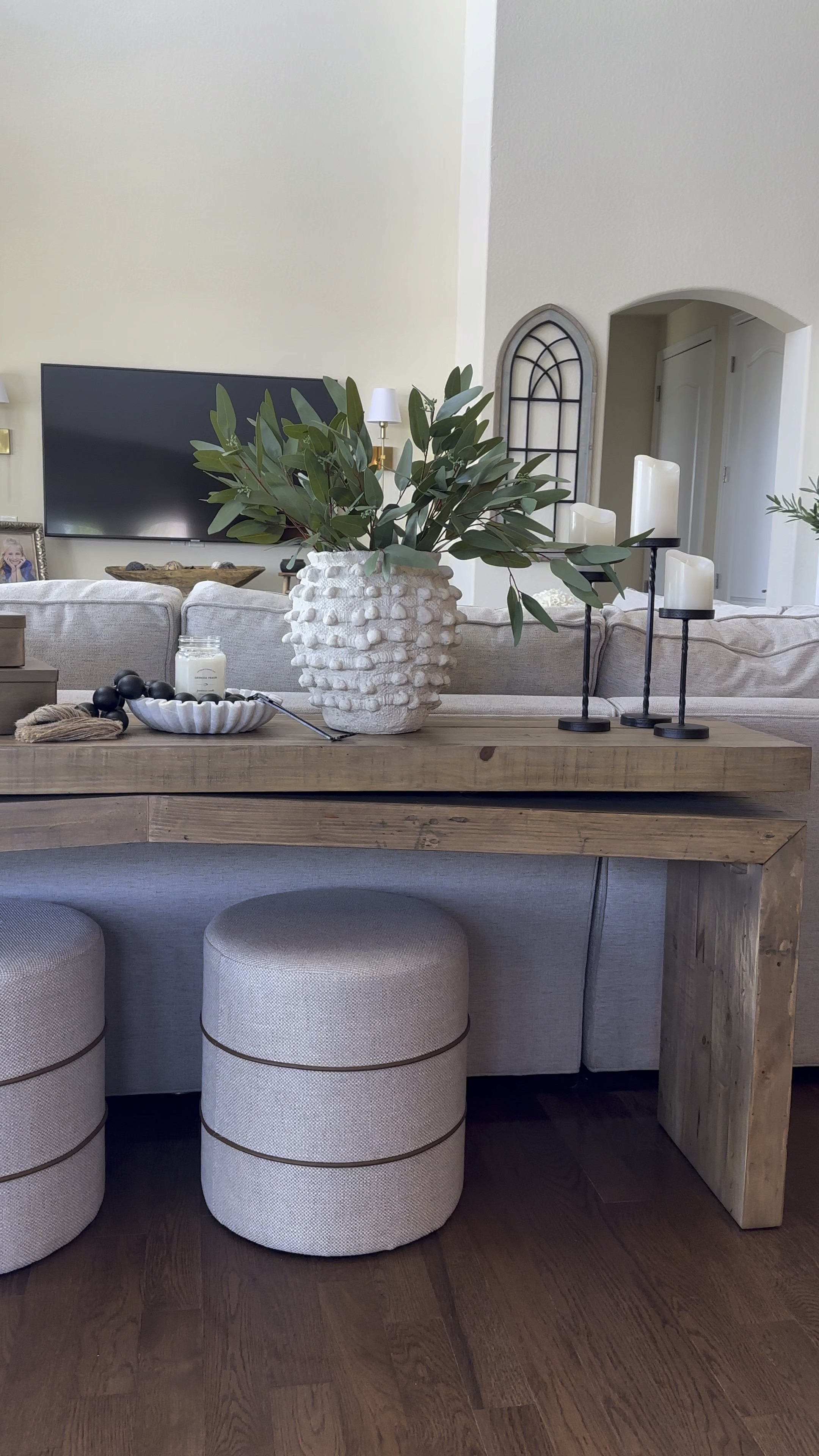 Shop my sofa table

#LTKhome #LTKVideo