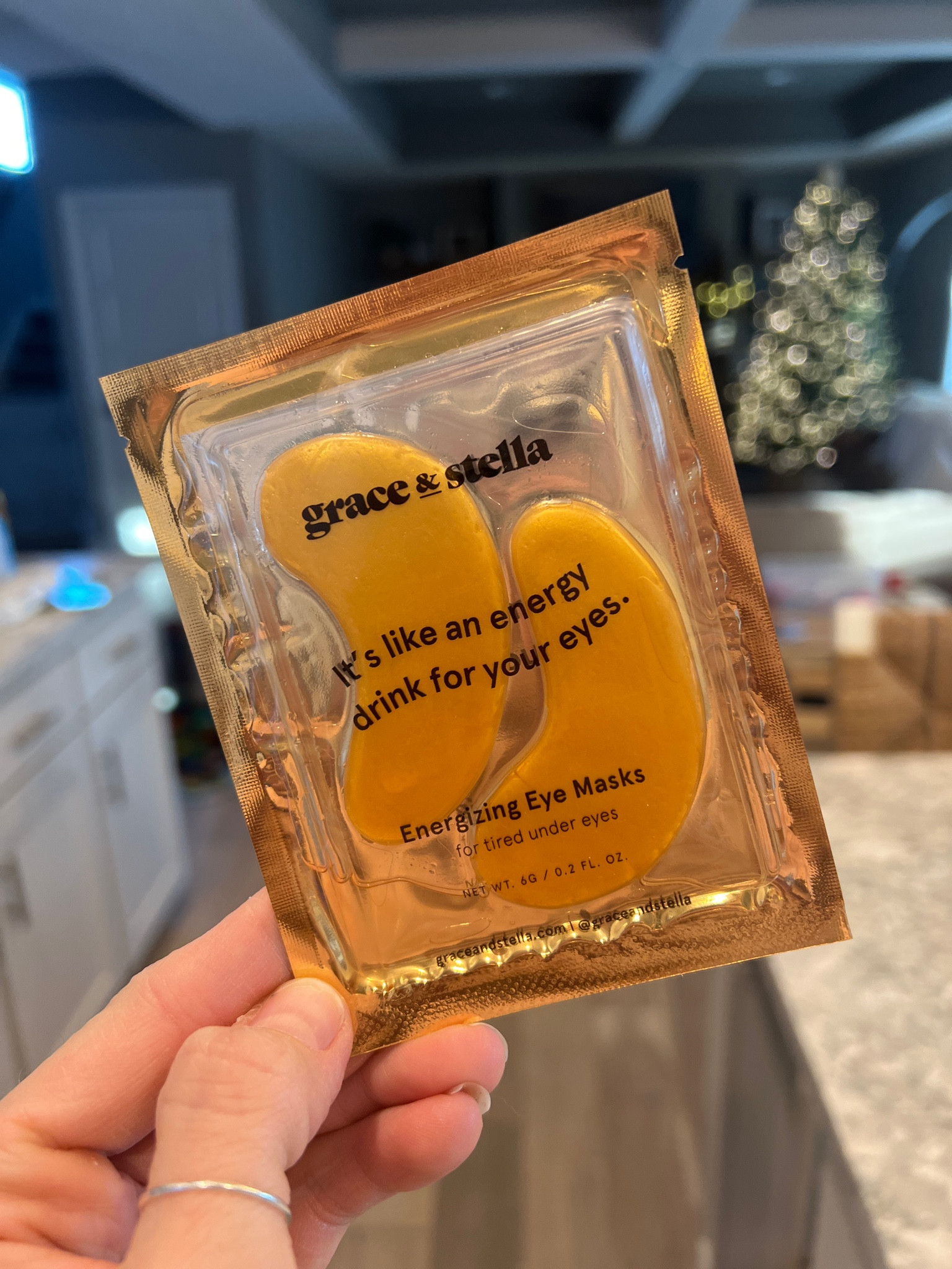 The best under eye masks for tired eyes (because I know I need it during the holidays!). I keep
Them in the fridge so they are refreshingly cold! ✨


#LTKOver40 #LTKBeauty #LTKGiftGuide