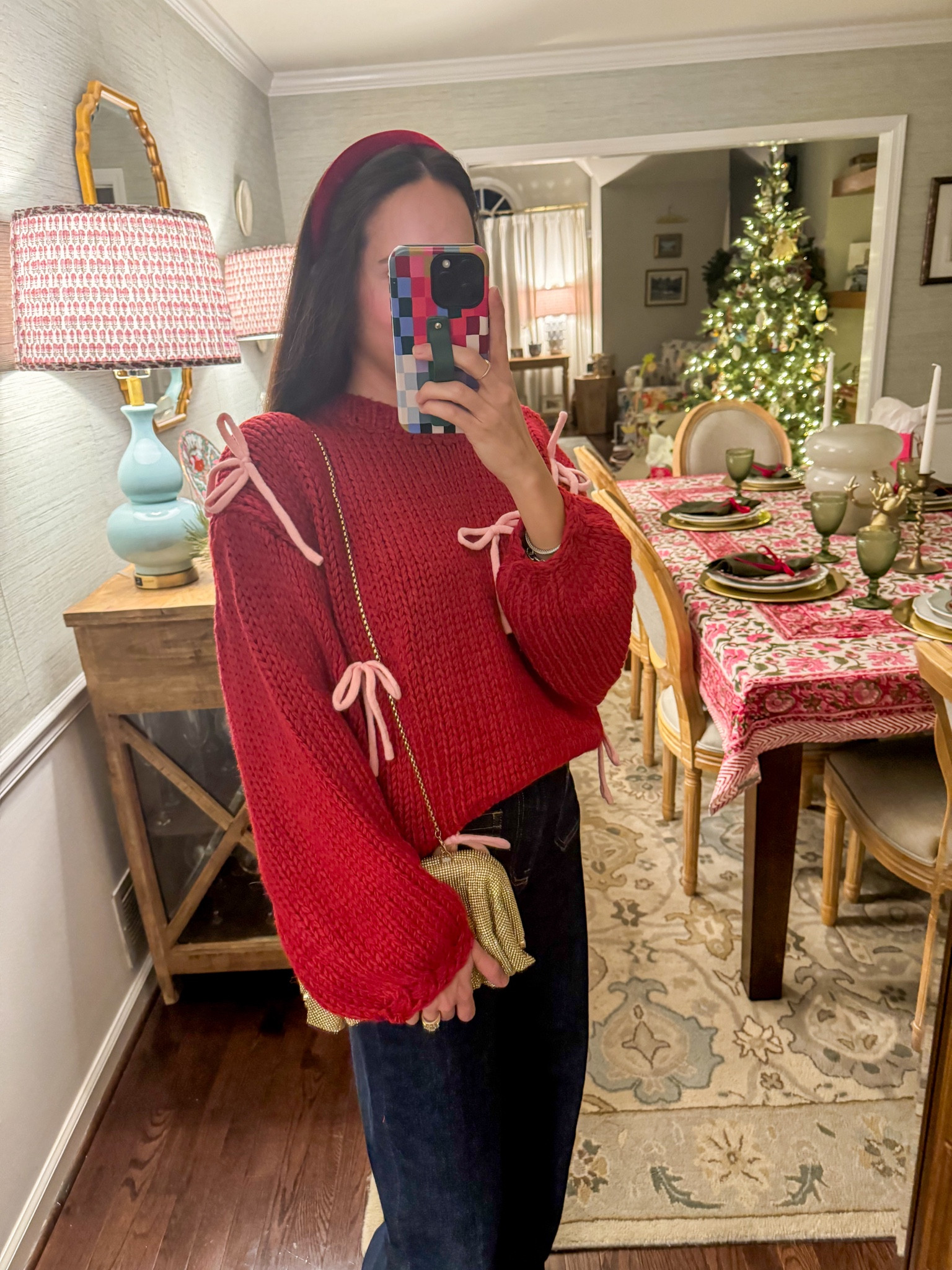 Fun sweater and bag for the holidays!

#LTKFindsUnder50 #LTKStyleTip