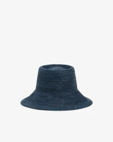 Felix Bucket | Janessa Leone