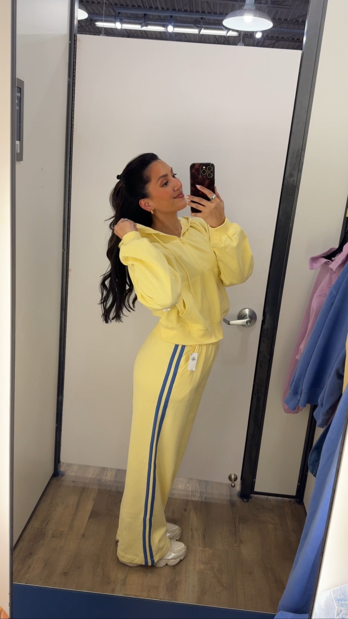Matching yellow lounge set with zip up hoodie and striped pants

Zip up hoodie- medium
Pants- small

#LTKActive #LTKootd #LTKPetite