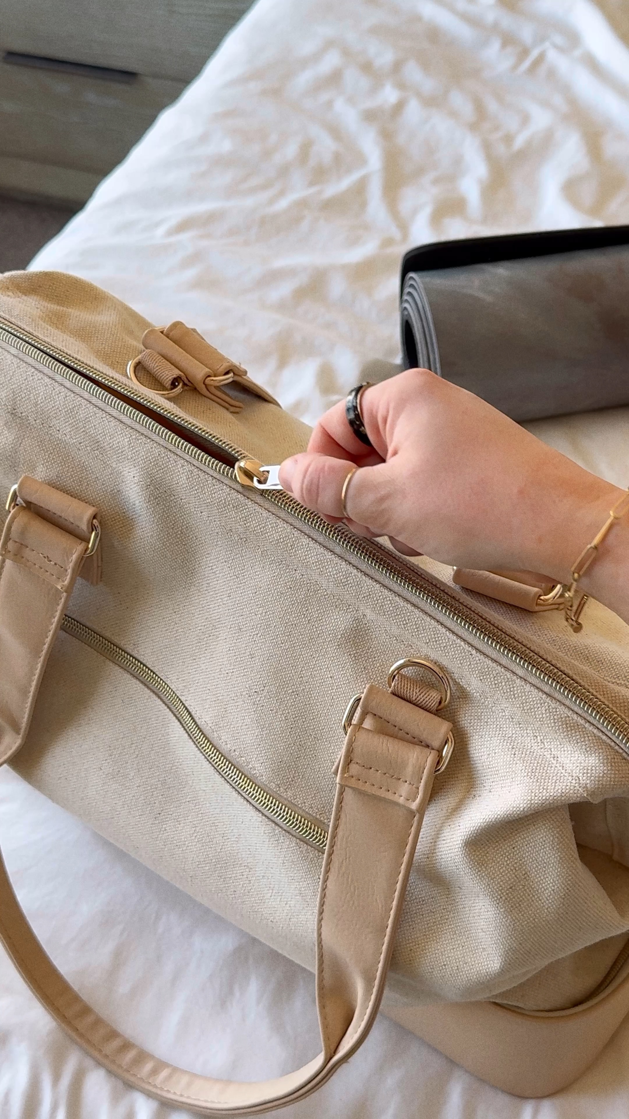 Pack my bag for Pilates 🩷

#LTKActive #LTKtravel #LTKfitness