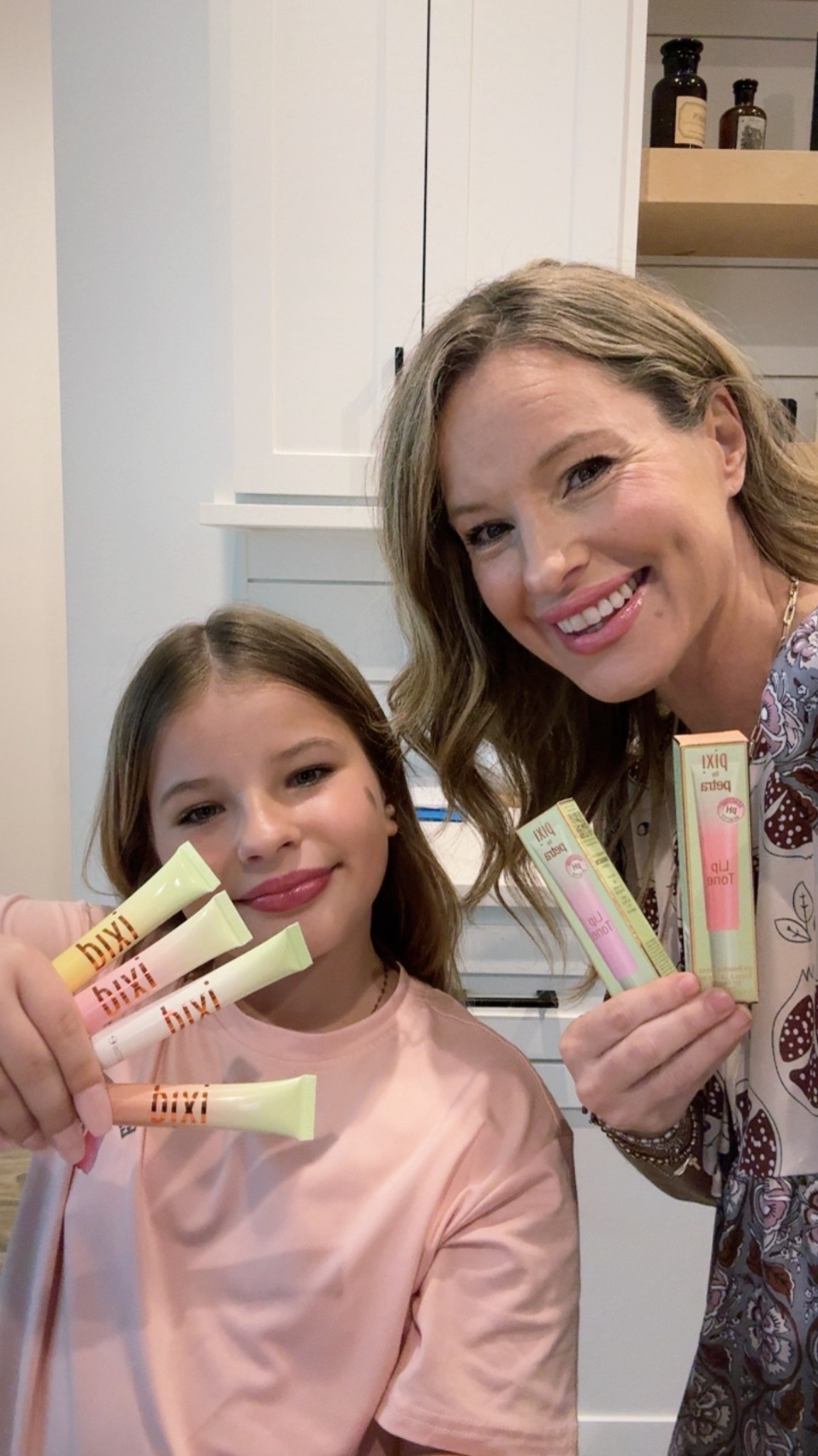 Lip tone gloss

#LTKBeauty #LTKgrwm